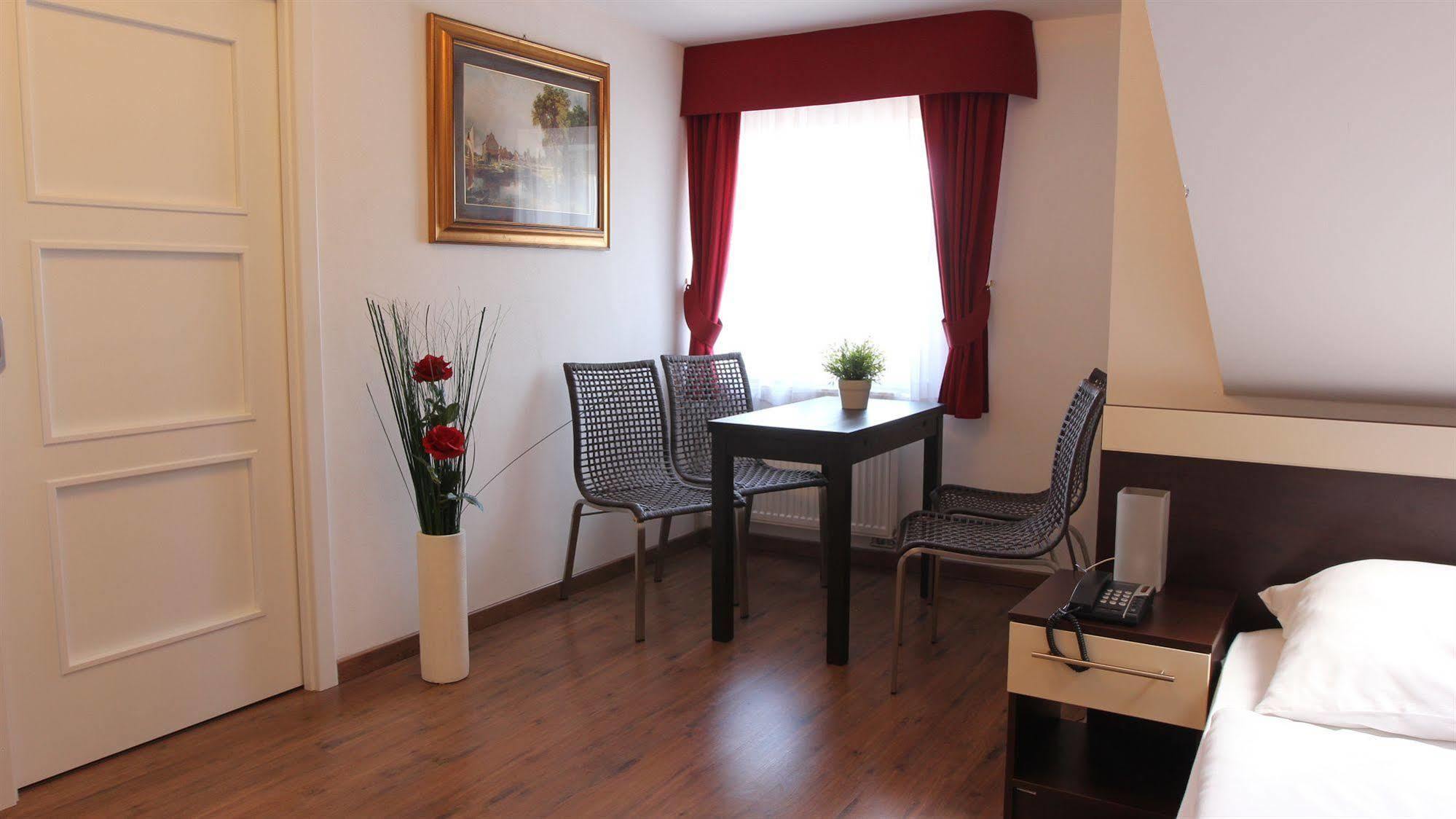 Residence Vysta Prag Rum bild